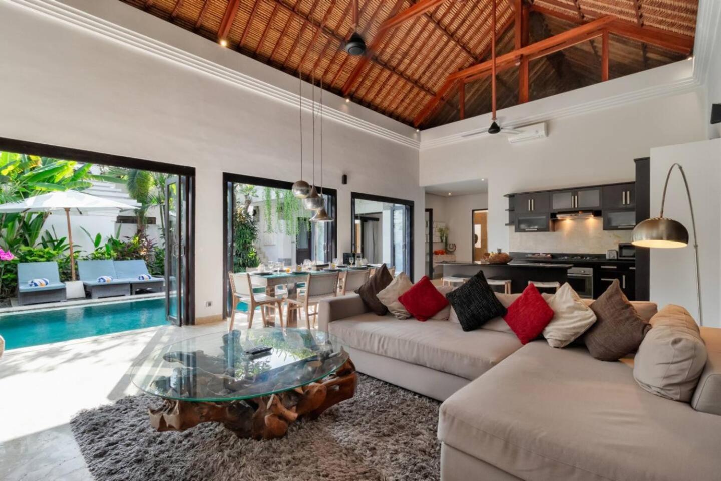 The Residence Seminyak Екстер'єр фото