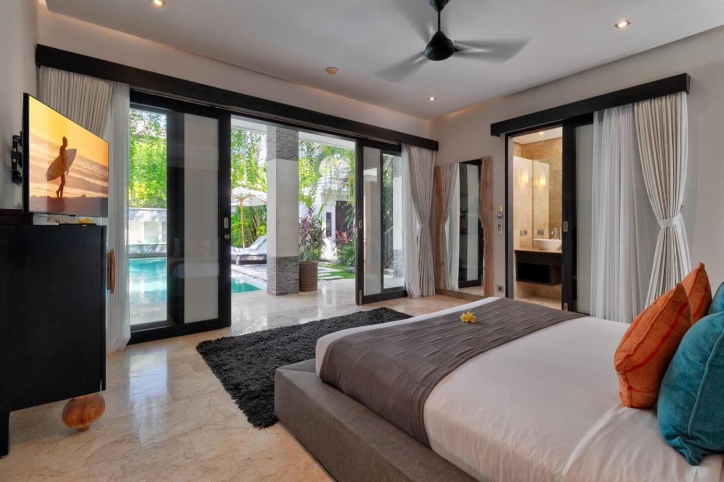 The Residence Seminyak Екстер'єр фото