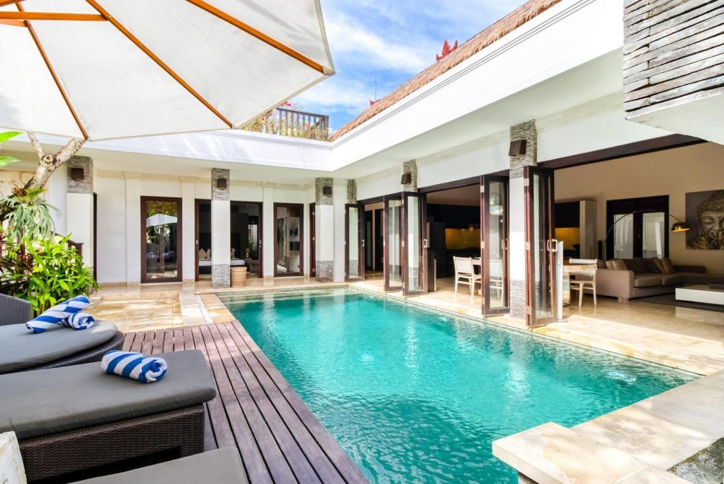 The Residence Seminyak Екстер'єр фото